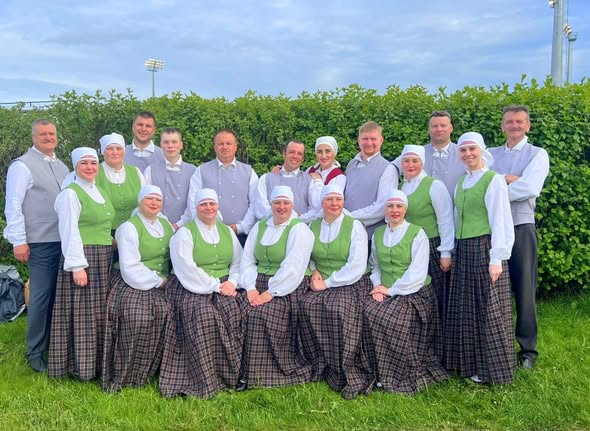 IX Vidējās paaudzes dejotāju svētkos “Es atnācu šai saulē lab' atstāt pasaulē”,  Salaspils, 25.05.2025.